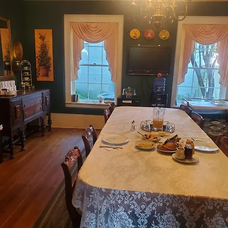 Hall Place Bed & Breakfast-2